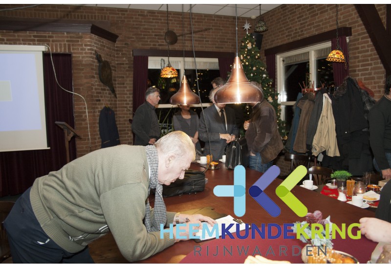 16-12-2011 Presentatie boekje WIER Coll. P.Snip HKR (25)